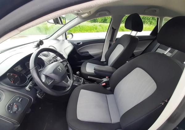 Seat Ibiza cena 25900 przebieg: 180000, rok produkcji 2014 z Janowiec Wielkopolski małe 352
